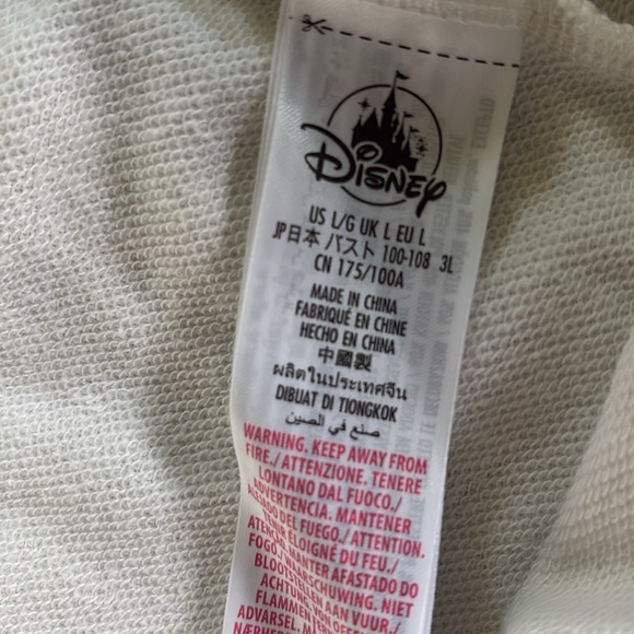 Disney Vacation Club Saratoga Springs Resort Shorts - Picture 4 of 6